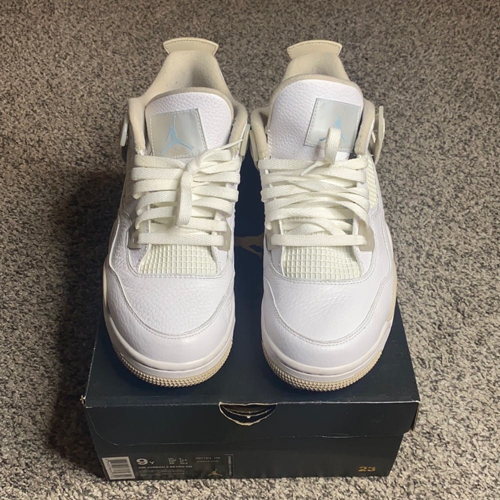 Jordan 4 Sand (2017) - 9Y (9M)